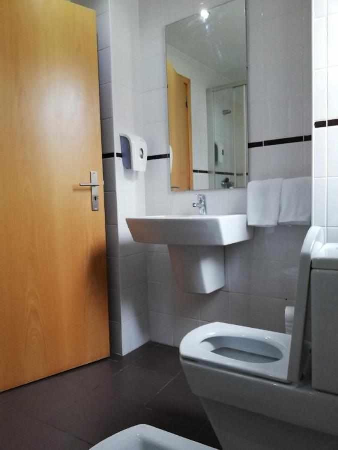 Apartamentos Internacional Коимбра Стая снимка